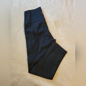 NWOT ZYIA CAPRI SIZE 4